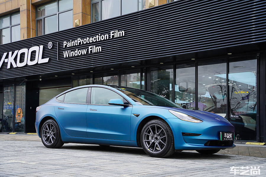 特斯拉Model 3改哑光碧蓝色后效果怎么样？（图十三）
