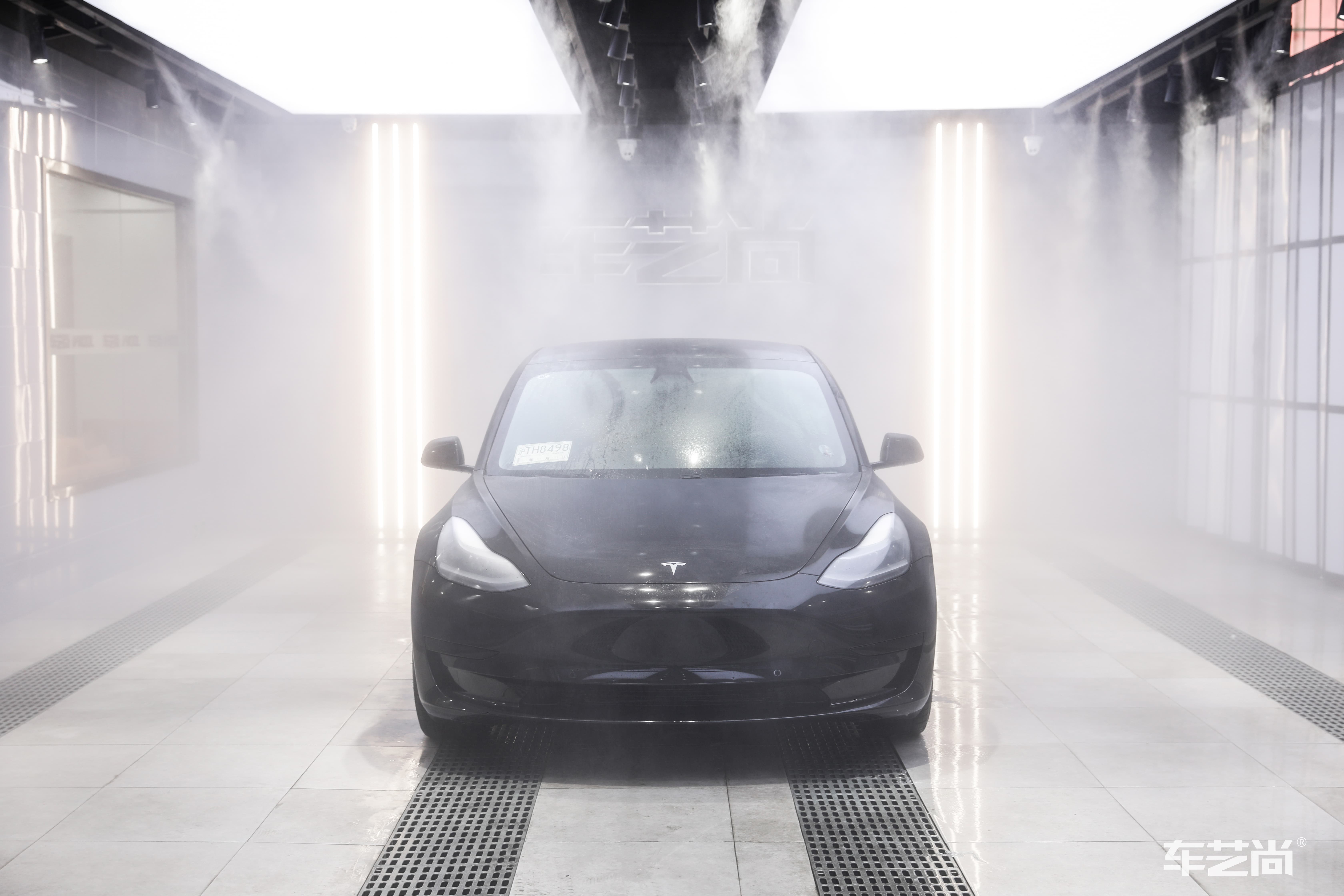 特斯拉贴改色膜选择什么颜色好？