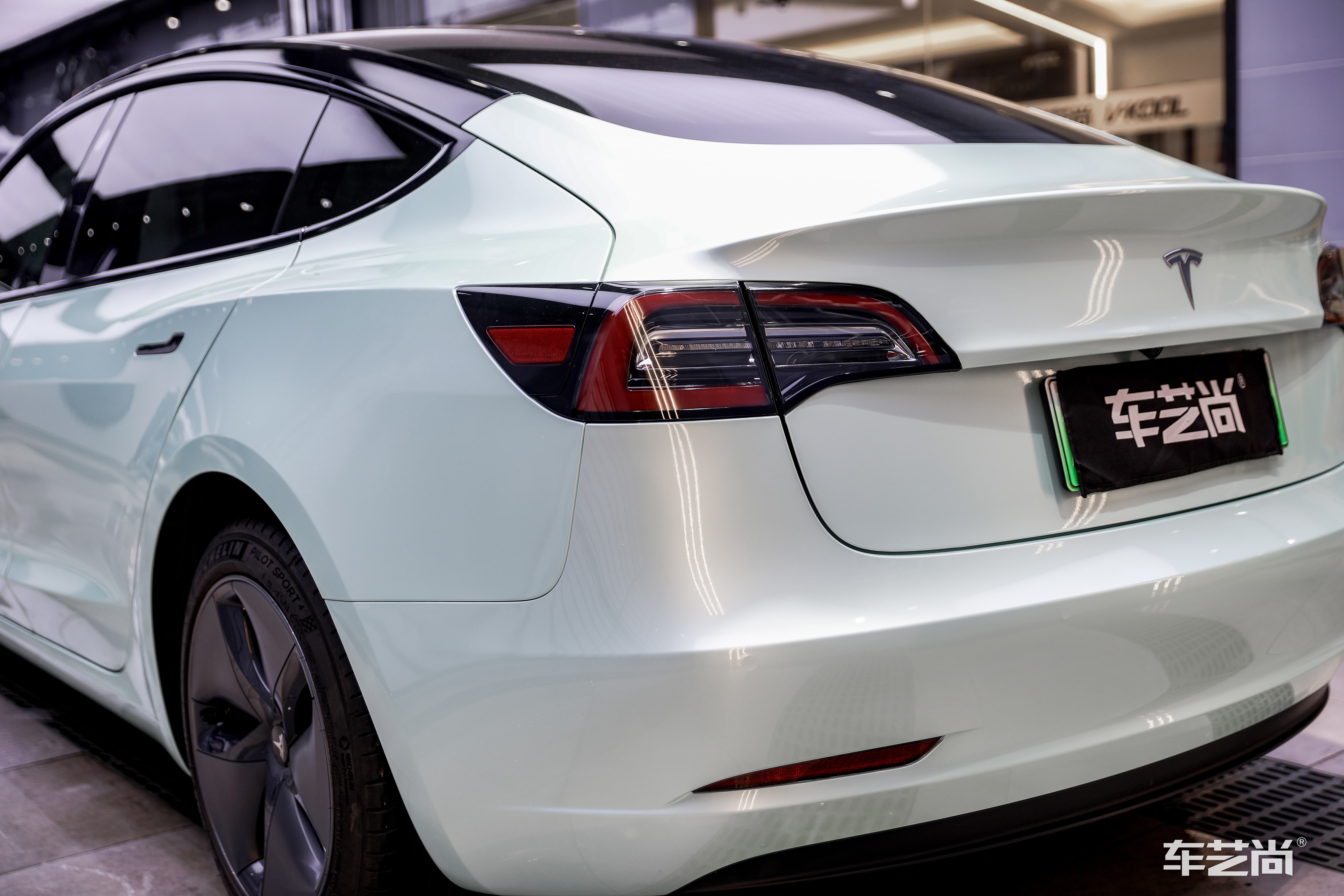 特斯拉贴改色膜选择什么颜色好？（13）