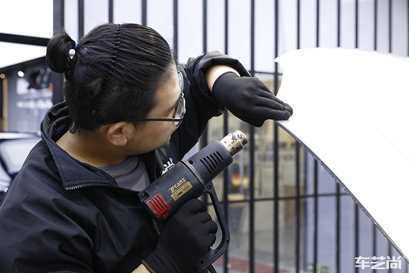 特斯拉改色电光金属银效果怎么样？（施工中 图六）