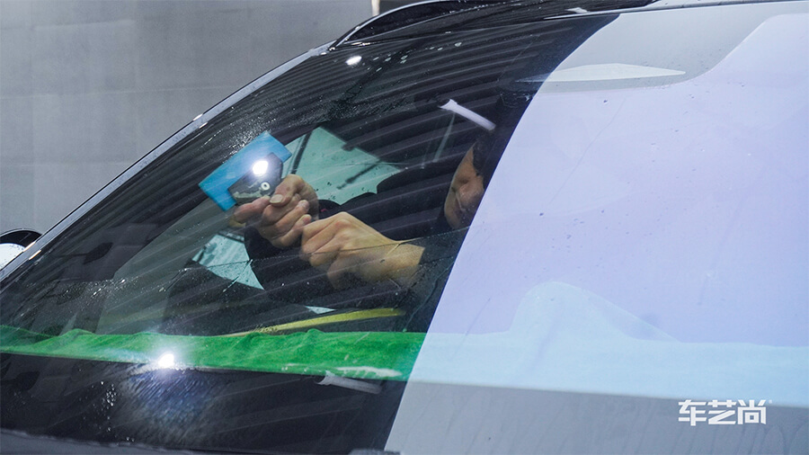 蔚来 ES6装贴威固隔热膜（3）