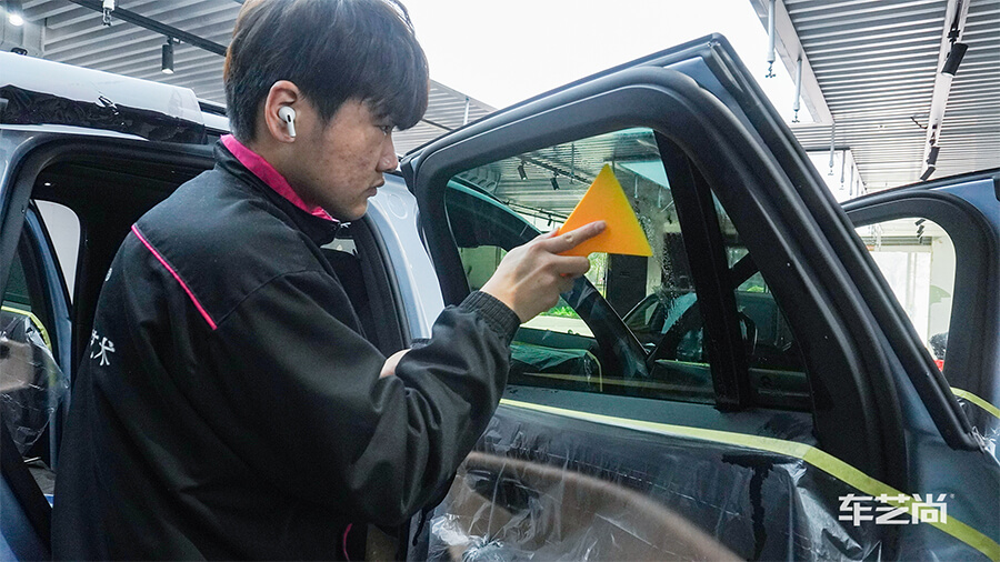 蔚来 ES6装贴威固隔热膜（6）