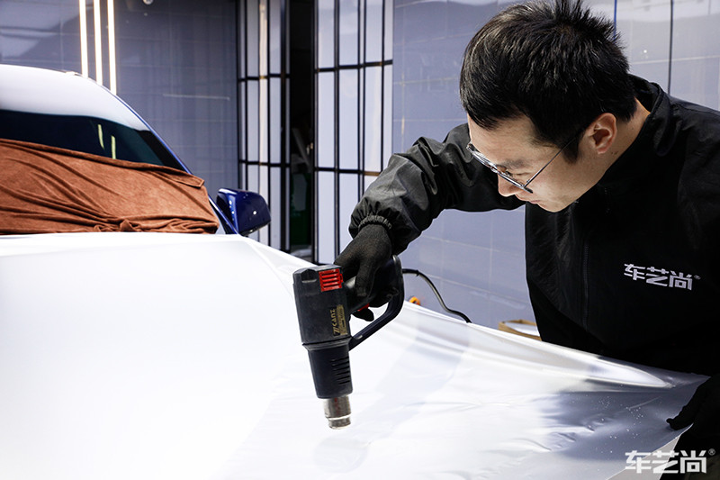 特斯拉改色电光金属银效果怎么样？（施工中 图三）