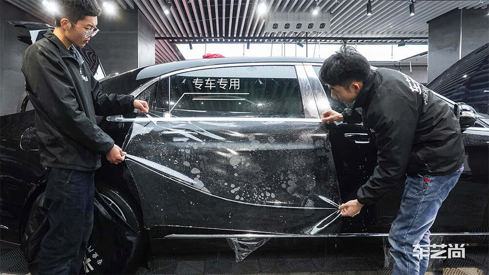 迈巴赫选择施工威固隐形车衣，施工流程展示（7）