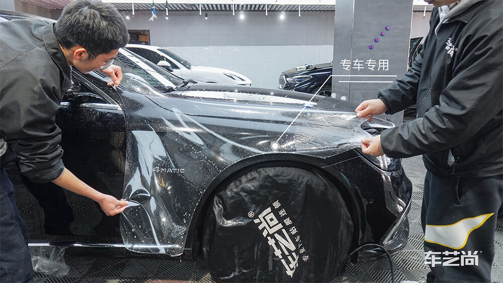 迈巴赫选择施工威固隐形车衣，施工流程展示（8）
