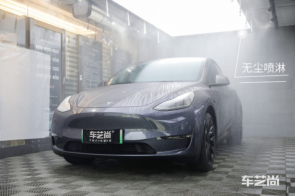 特斯拉Model Y施工威固漆面保护膜施工过程展示（图二）
