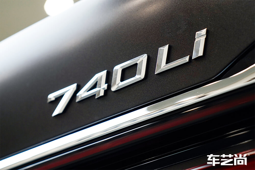 宝马7系装贴威固隐形车衣，施工流程展示（7）