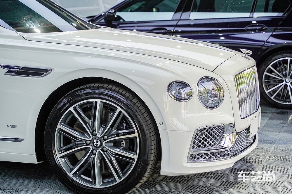 宾利飞驰施工威固漆面保护膜过程及效果展示（十五）