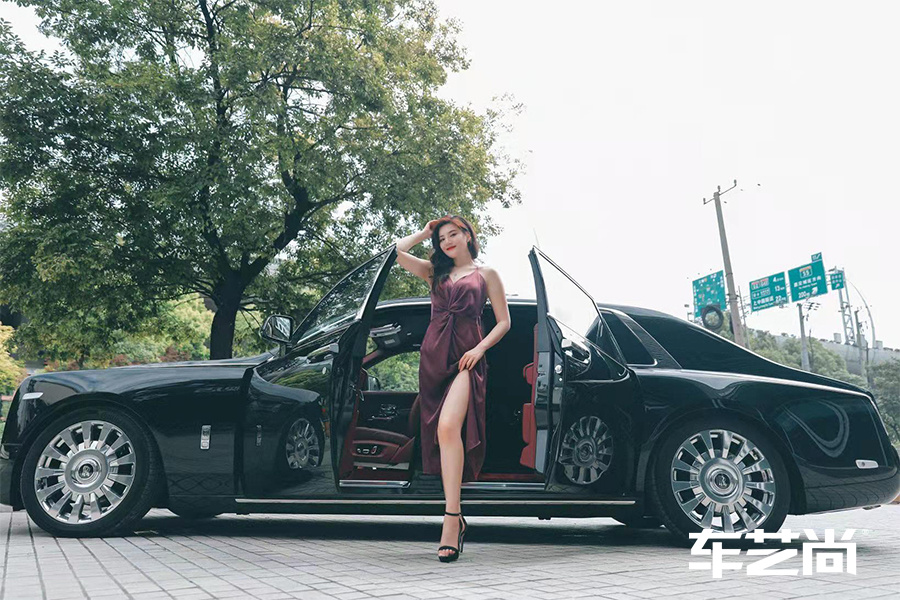 劳斯莱斯幻影施工威固漆面保护膜过程及效果展示（图二八）