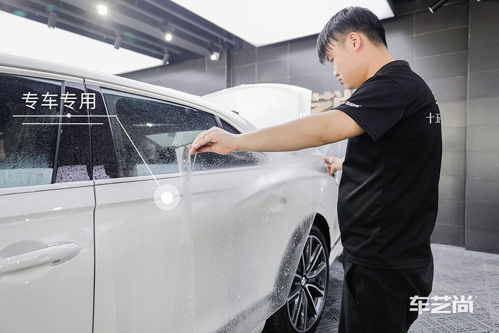 宾利飞驰施工威固漆面保护膜过程及效果展示（三）