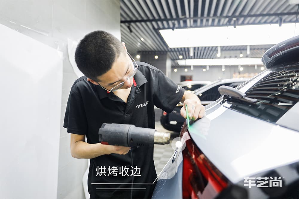 奔驰EQC 时空银 施工威固漆面保护膜过程及效果展示（图十七）