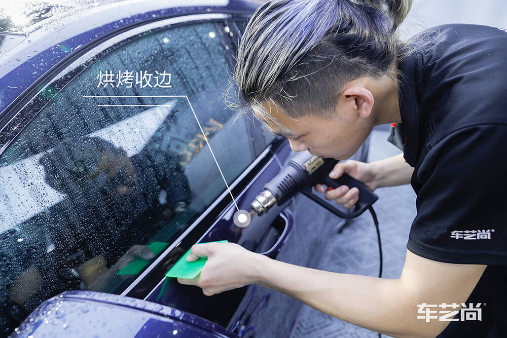 保时捷帕拉梅拉施工威固漆面保护膜过程展示（图十三）