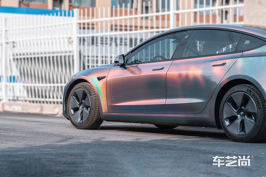 特斯拉 Model 3  施工AX-3D炫彩色改色膜过程及效果展示（图十五）