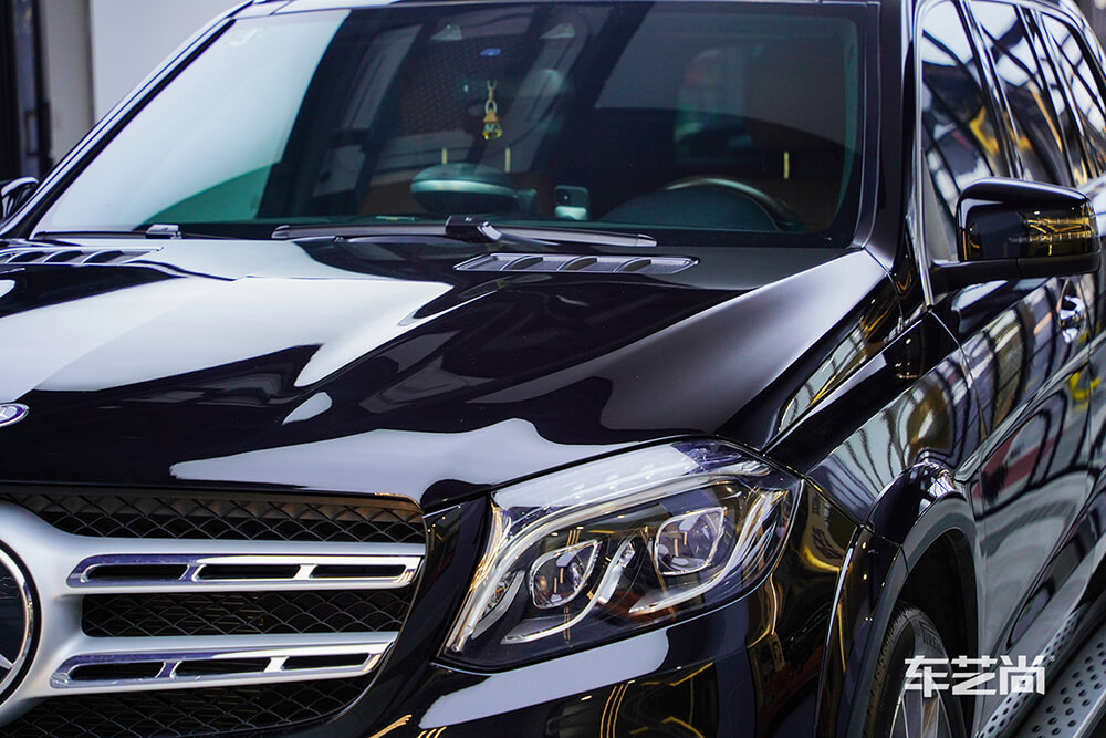 奔驰GLS装贴威固漆面保护膜效果展示（图四）