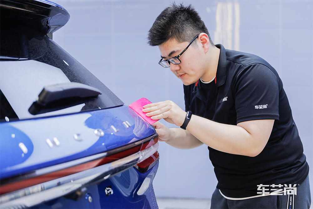 林肯冒险家施工威固漆面保护膜施工过程（十一）
