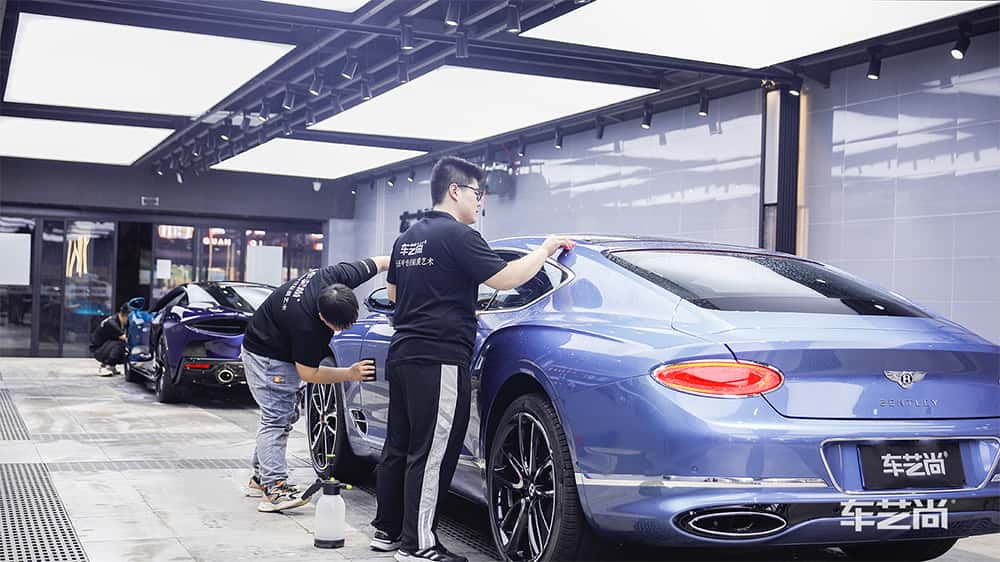 宾利蓝色施工威固漆面保护膜流程及效果展示（图六）