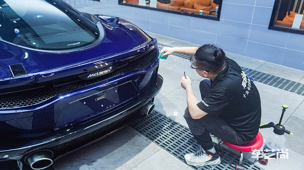 迈凯伦 GT 蓝色施工威固漆面保护膜流程及效果展示（图一七）