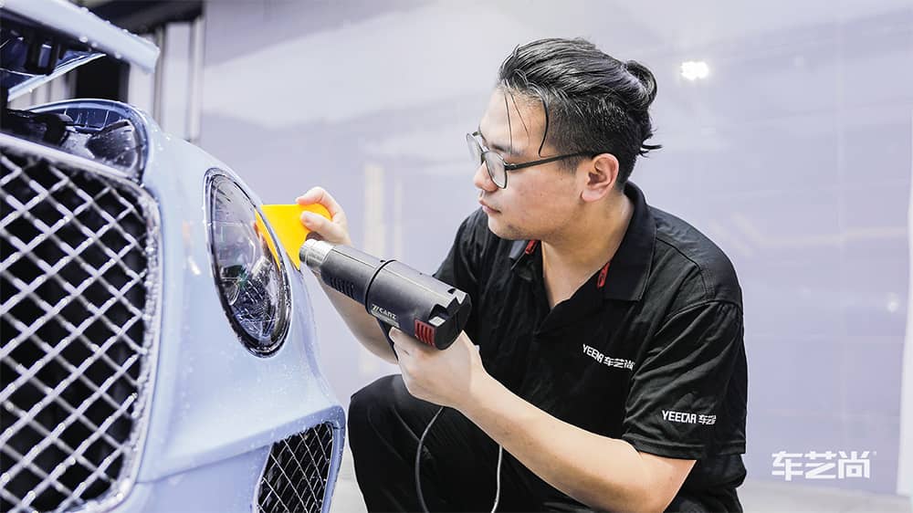 宾利GT蓝色施工威固漆面保护膜流程及效果展示（图一九）