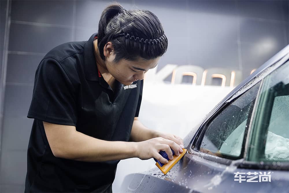 极星 Polestar 1施工威固漆面保护膜过程及效果展示（图六）