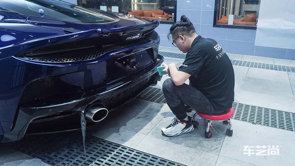 迈凯伦 GT 蓝色施工威固漆面保护膜流程及效果展示（图一八）