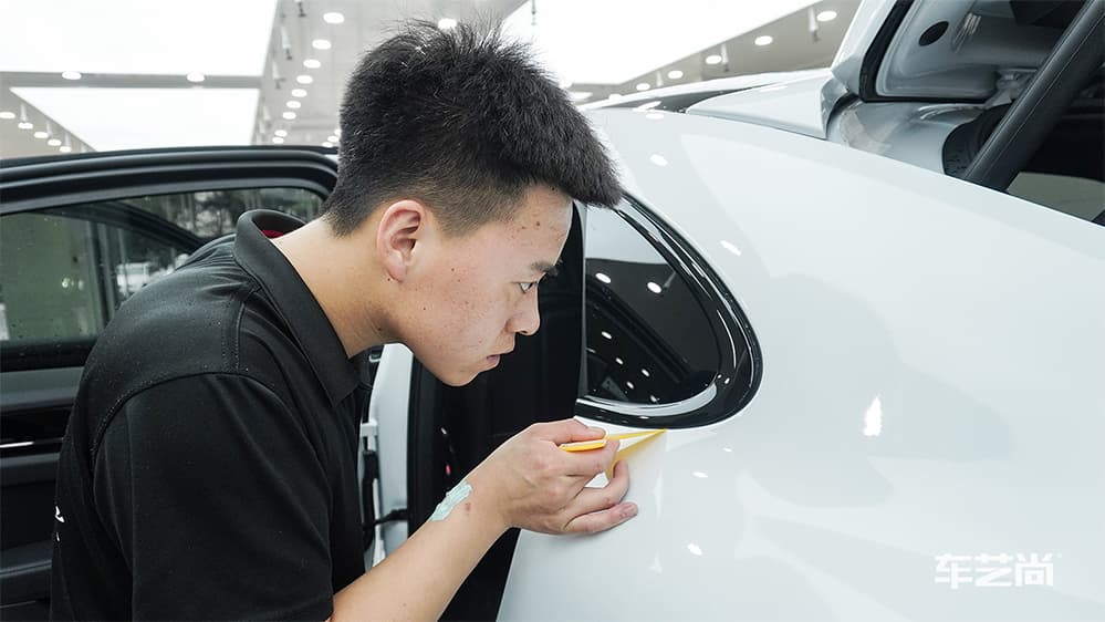 保时捷卡宴白色施工威固漆面保护膜流程及效果展示（图二六）