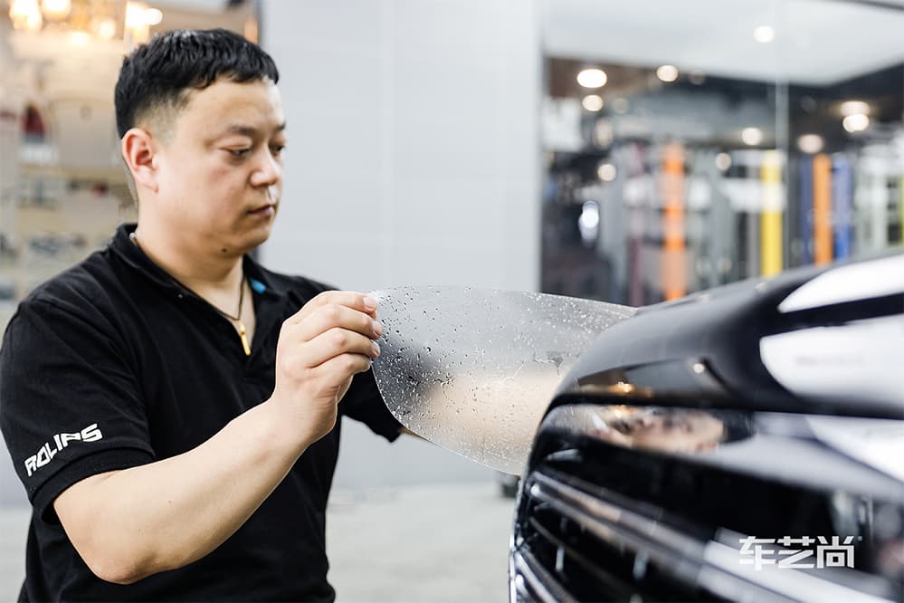 奔驰E300L黑色施工ROLIPS隐形车衣流程及效果展示（图一一）