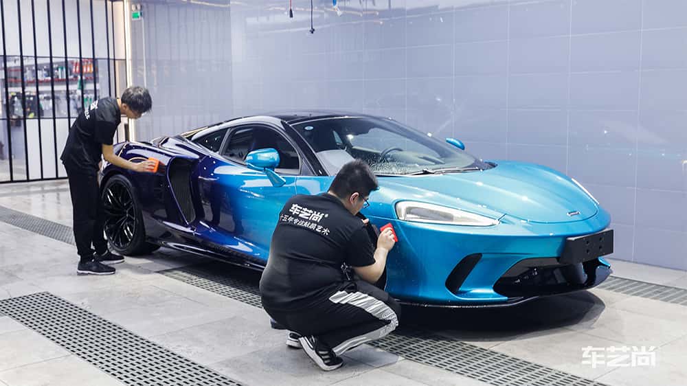 迈凯伦 GT 蓝色施工威固漆面保护膜流程及效果展示（图七）