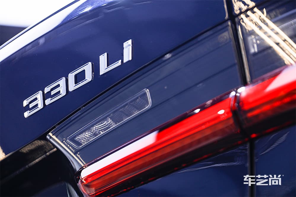 宝马3系蓝色施工威固漆面保护膜过程及效果展示（图十七）