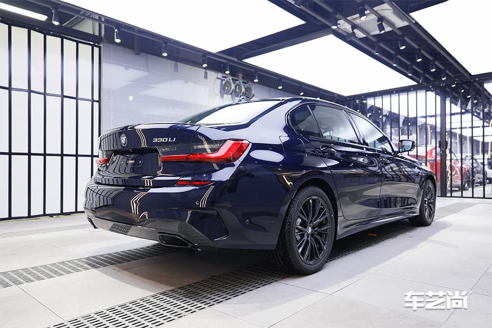 宝马3系蓝色施工威固漆面保护膜过程及效果展示（图十六）