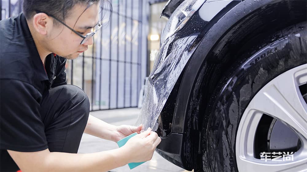 奔驰GLC260黑色施工威固漆面保护膜流程及效果展示（图一二）