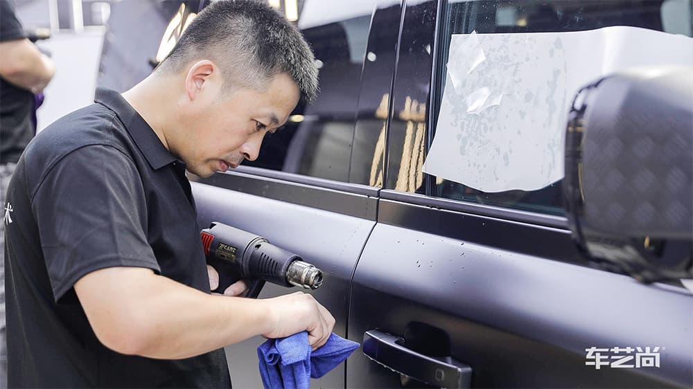 恒温烘烤细致收边