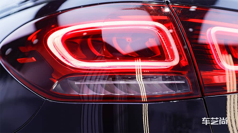 奔驰GLC260黑色施工威固漆面保护膜流程及效果展示（图三六）