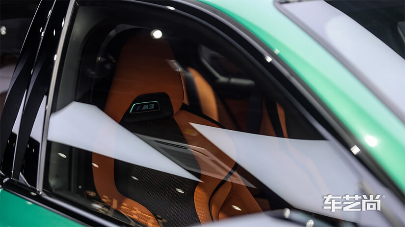 绿色宝马M3