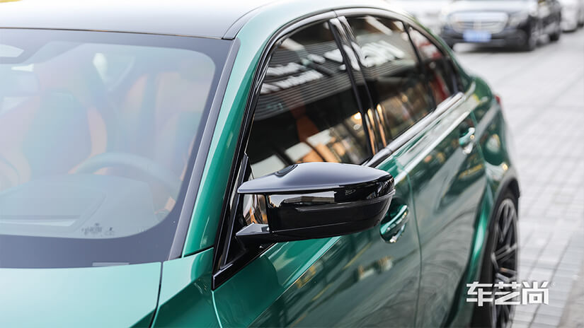 绿色宝马M3贴隔热膜效果