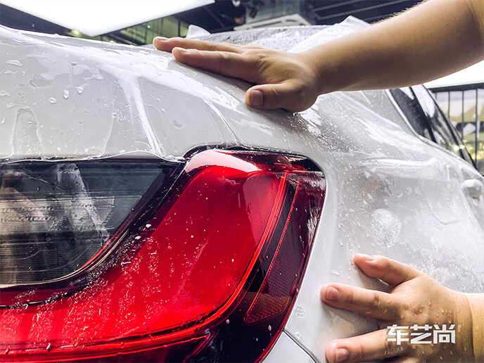 车艺尚贴膜施工