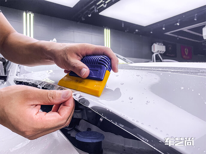 车艺尚贴膜施工