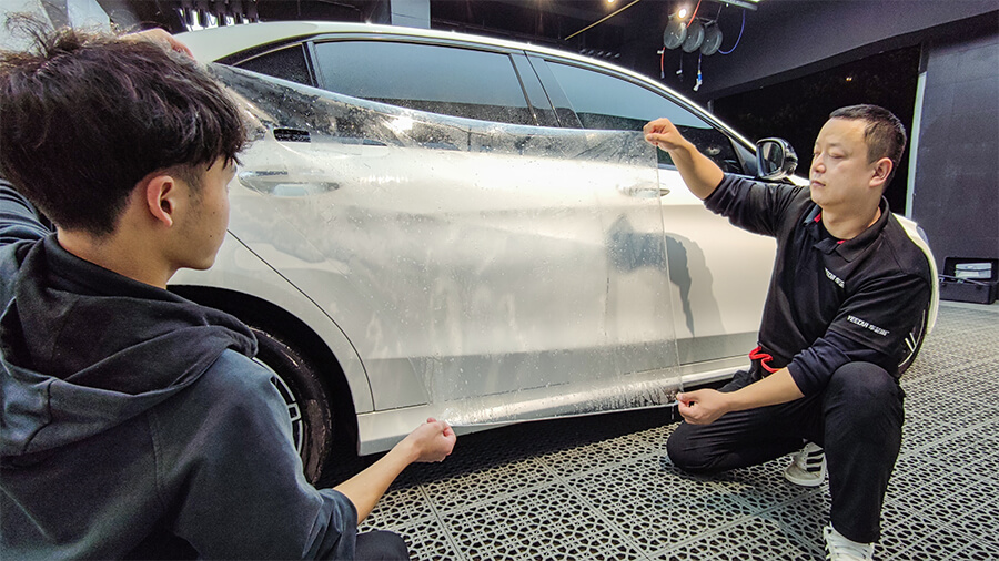 奔驰C260白色施工威固隐形车衣案例（图4）