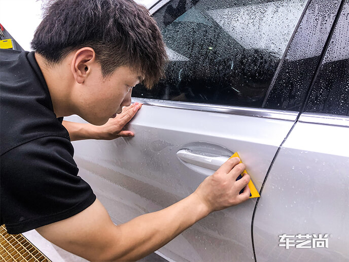 车艺尚贴膜施工