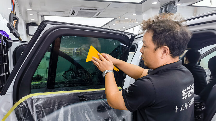 蔚来es6白色施工威固隔热膜案例（图4）