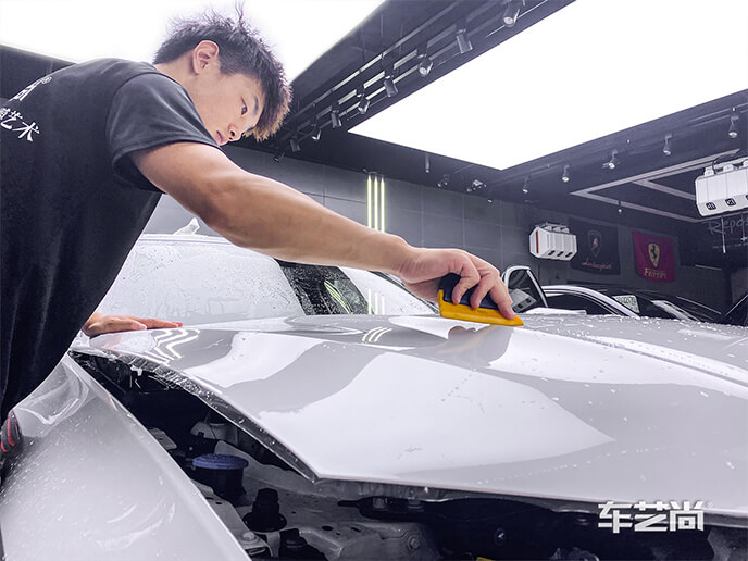 车艺尚贴膜施工