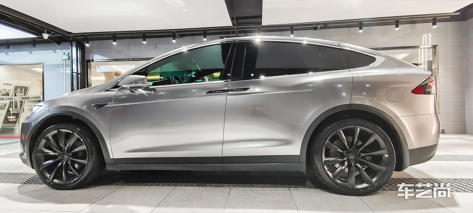 特斯拉MODELX施工车身改色膜（图10）