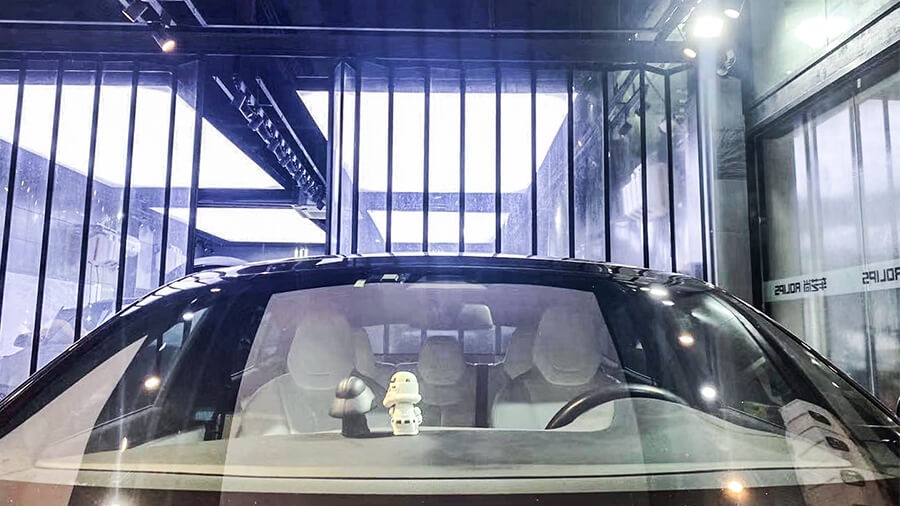 特斯拉modelS黑色施工威固玻璃膜VK70（图6）