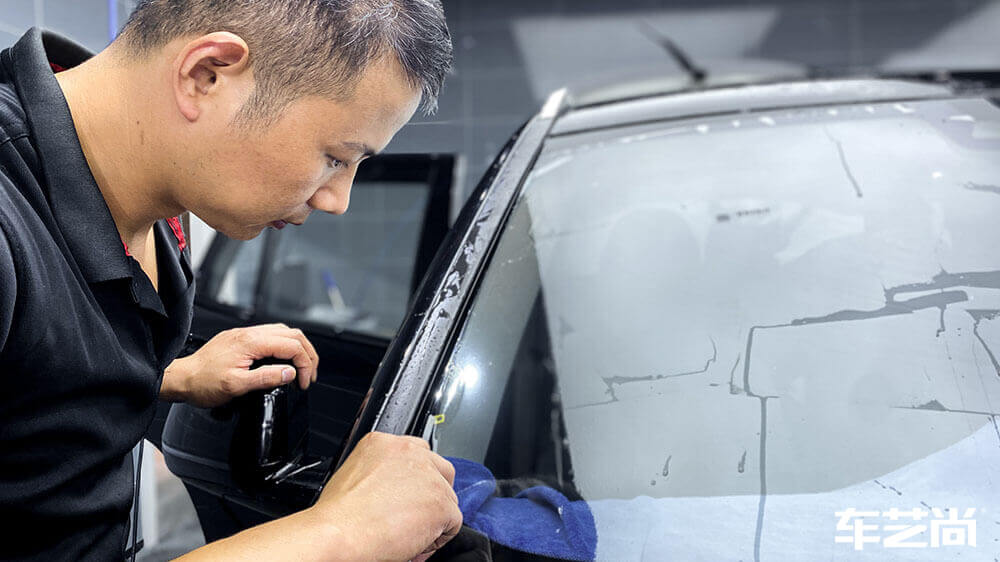 宝马X3施工威固隔热膜VK70+WK40（图7）