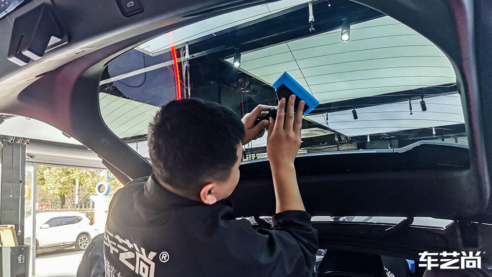 极氪001施工龙膜玻璃膜畅悦80+35+15（图9）