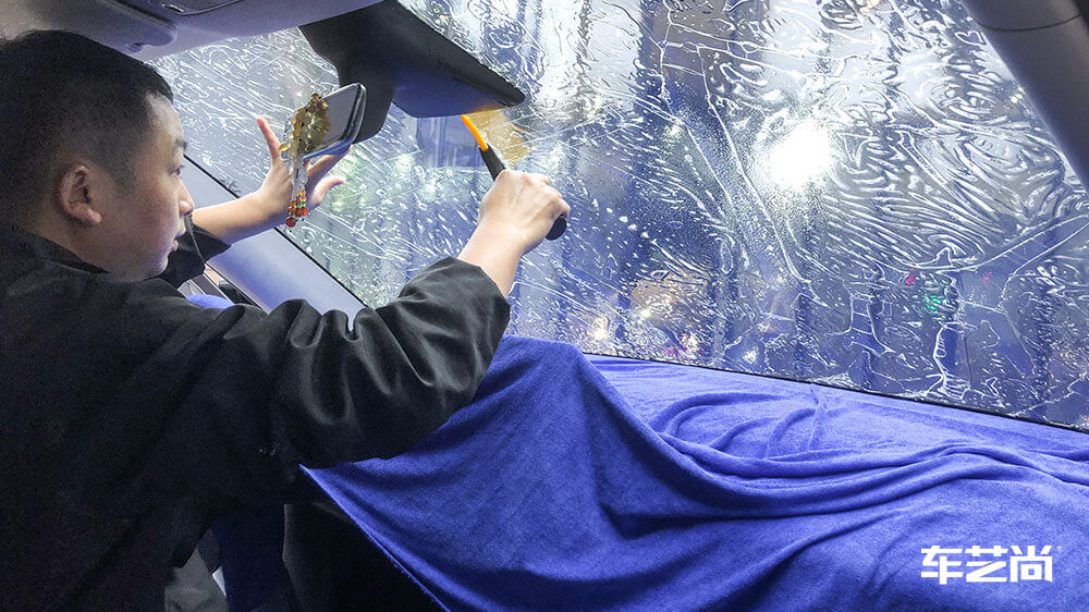 特斯拉MODEL-Y黑色施工龙膜隔热膜畅悦系列（图6）