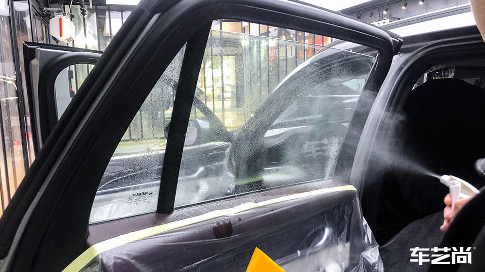 吉利星越L银色施工隔热膜（图6）