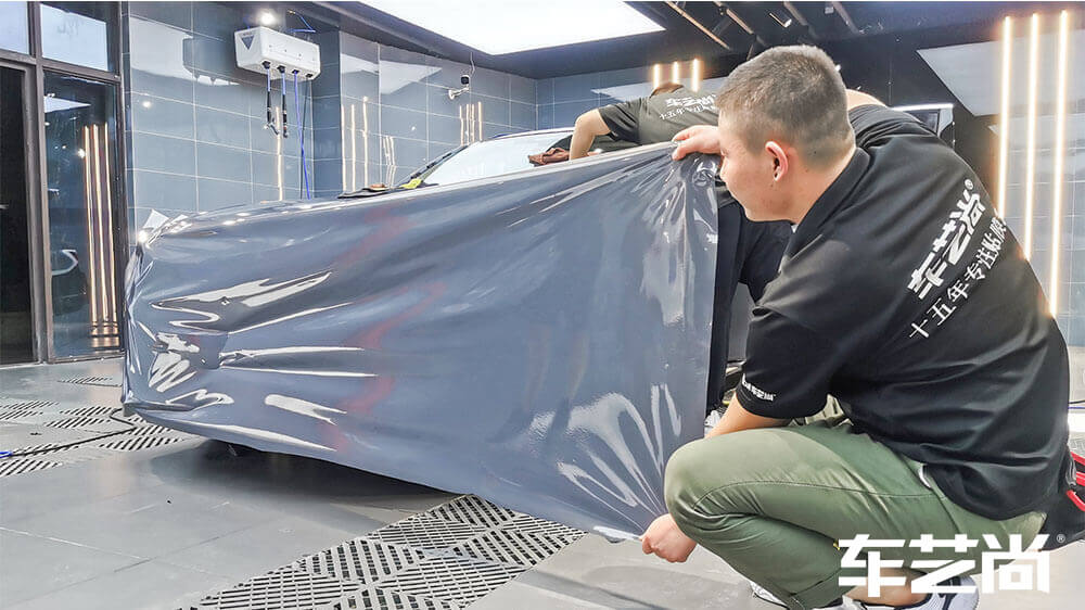 宝马7系施工车身改色膜水晶高亮纳多灰（图1）